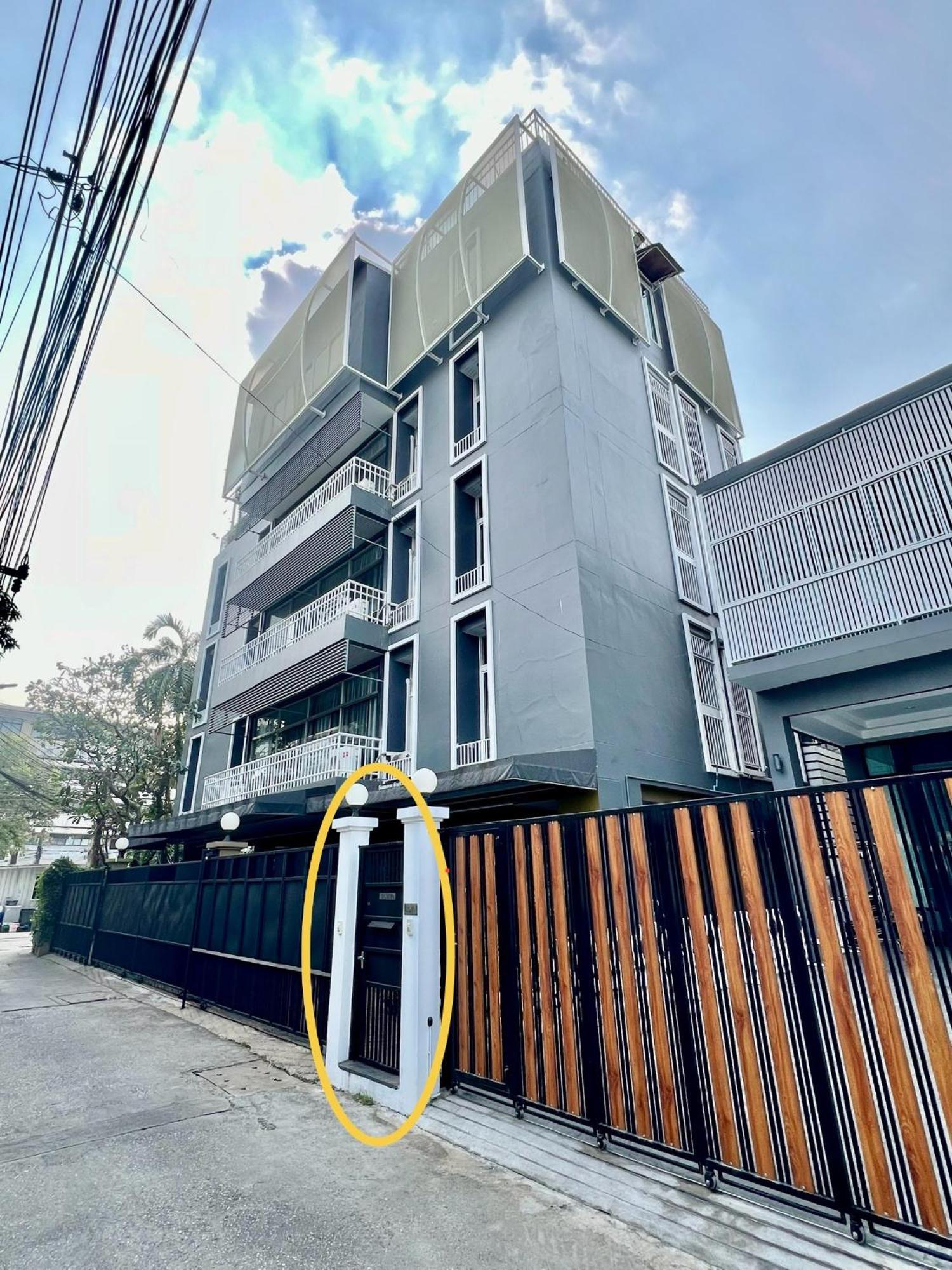 בנגקוק Samsen Suites Spacious 2Br Contemporary Thai Style מראה חיצוני תמונה