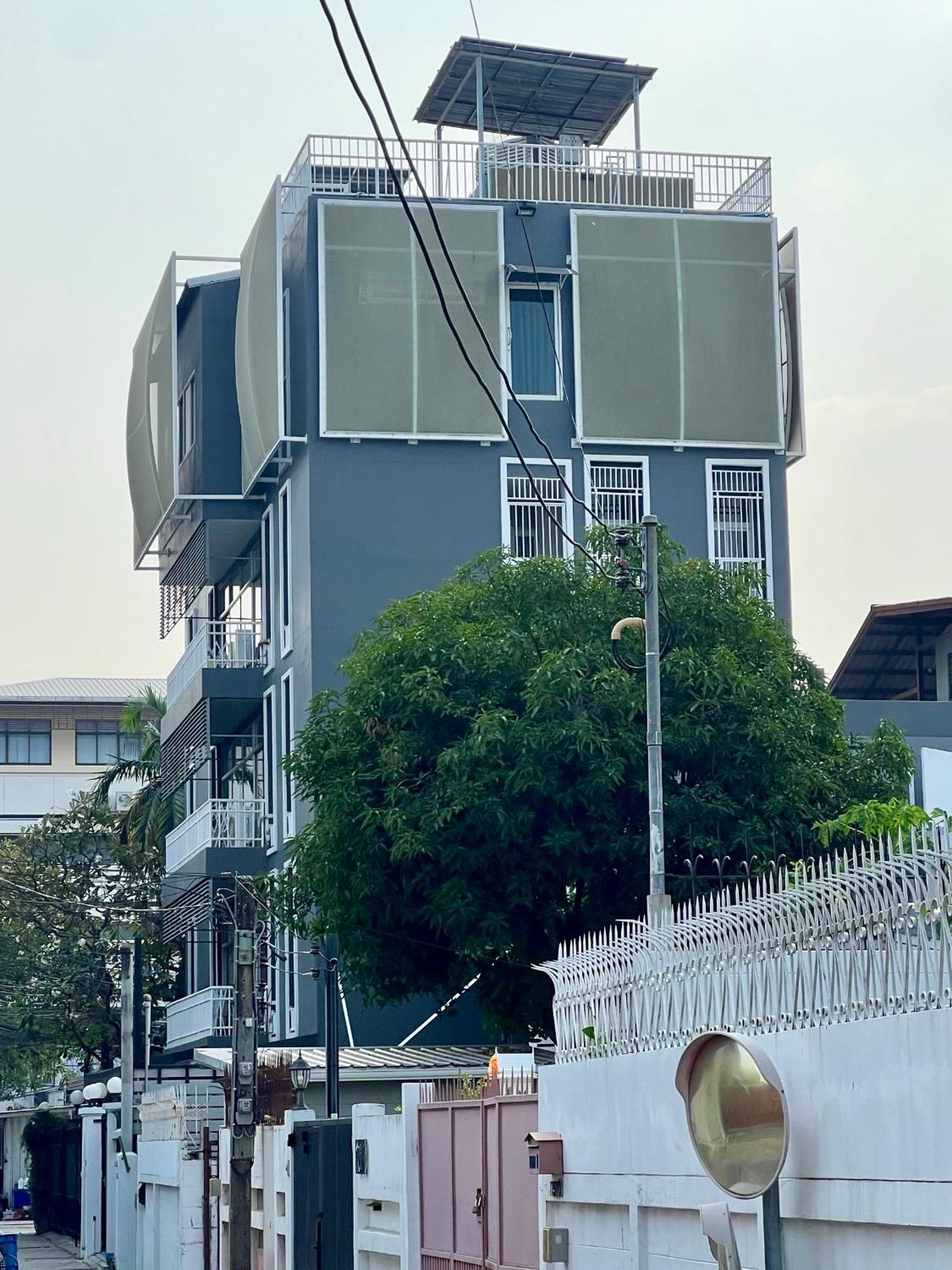 בנגקוק Samsen Suites Spacious 2Br Contemporary Thai Style מראה חיצוני תמונה