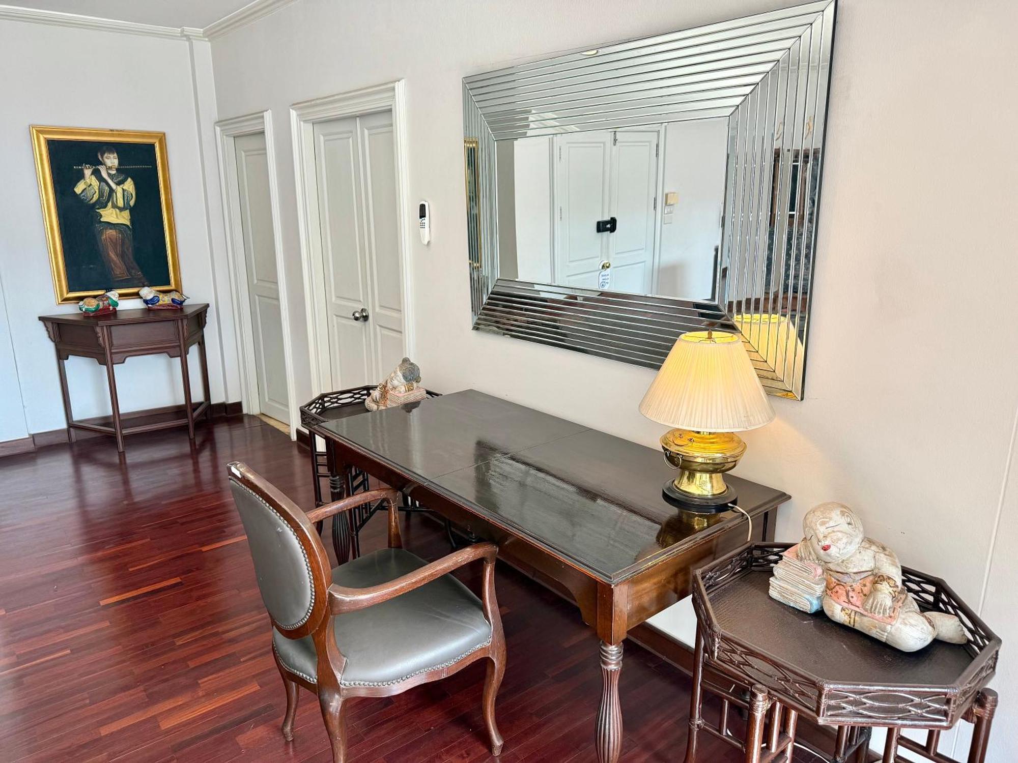בנגקוק Samsen Suites Spacious 2Br Contemporary Thai Style מראה חיצוני תמונה