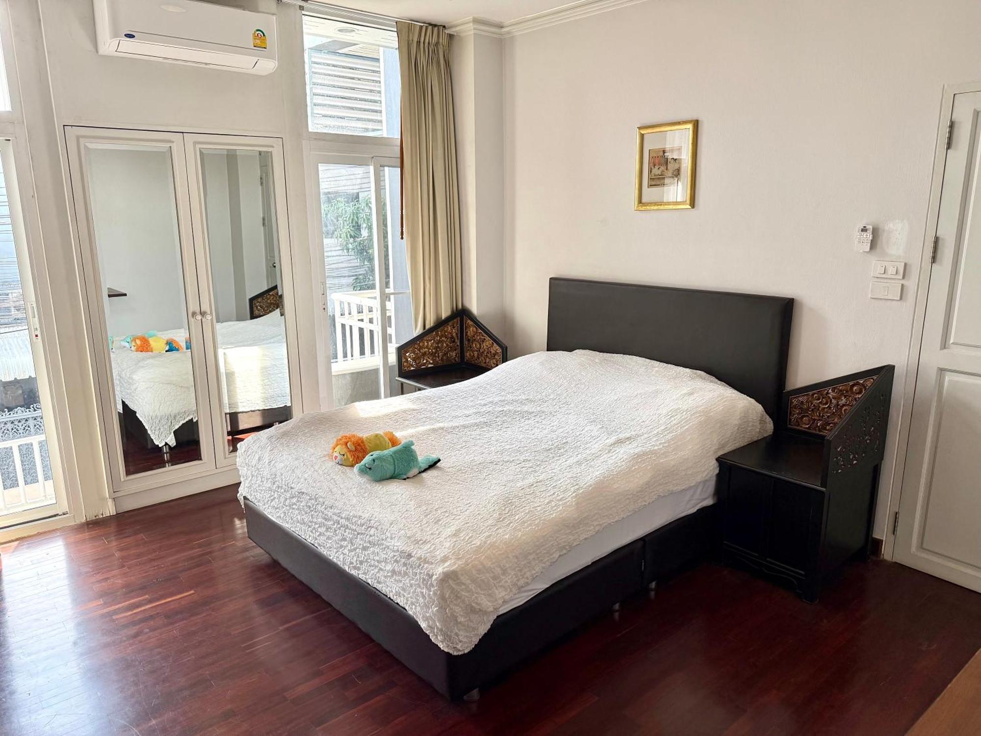 בנגקוק Samsen Suites Spacious 2Br Contemporary Thai Style מראה חיצוני תמונה
