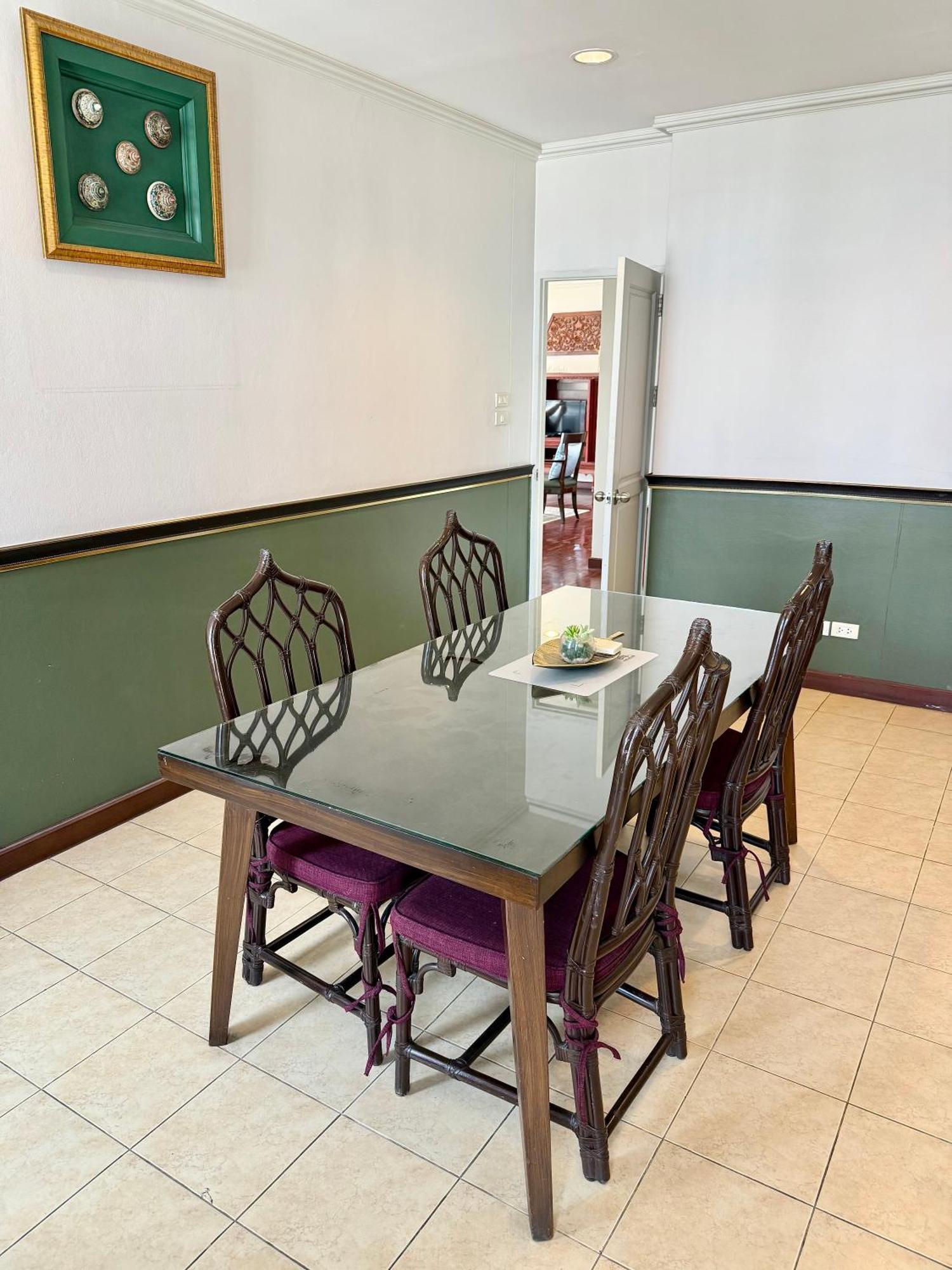 בנגקוק Samsen Suites Spacious 2Br Contemporary Thai Style מראה חיצוני תמונה